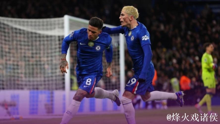 英超-帕尔默贡献进球恩佐精彩射门 切尔西2-2战平伯恩茅斯 英超-帕尔默贡献进球恩佐精彩射门 切尔西2-2战平伯恩茅斯