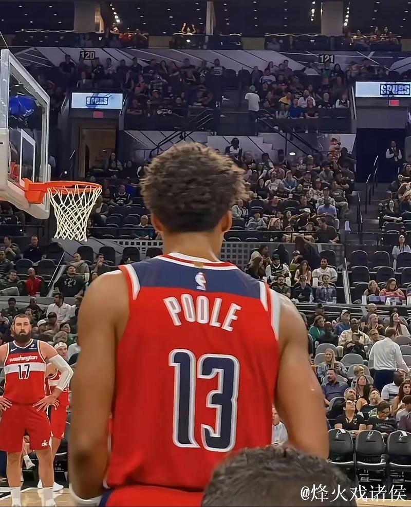 普尔30分助奇才大胜公牛,艾维22分领活塞力克魔术 普尔30分助奇才大胜公牛,艾维22分领活塞力克魔术